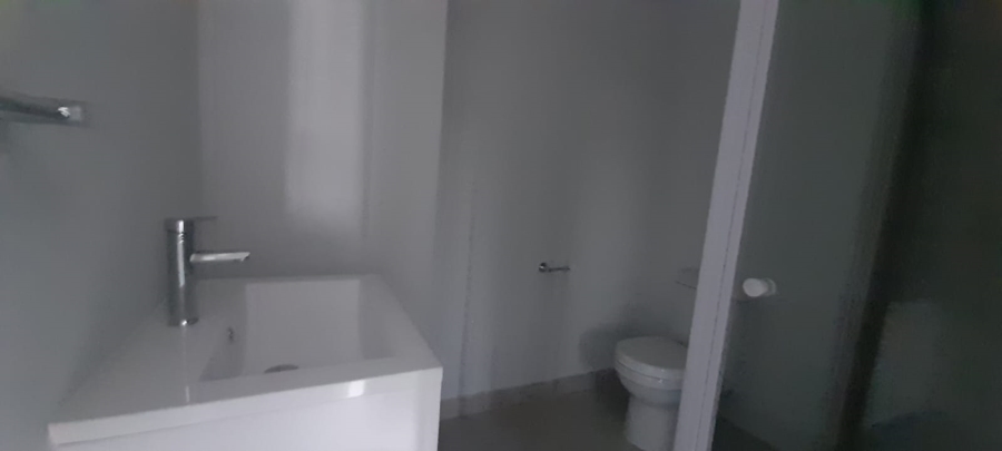 To Let 1 Bedroom Property for Rent in Pinelands Western Cape